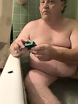 jrsexy83 online show from November 13, 2025, 4:33 am