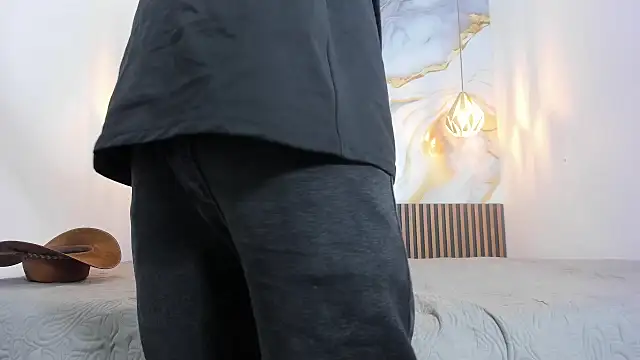 BrianMalonee online show from September 13, 2025, 2:44 am