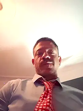 Snapshot of Tony_Torrente chatting on May 29, 2026, 8:34 am Tony Torrente online show from May 29, 2026, 8:34 am