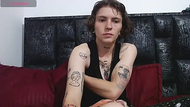 pretty cristal69 online show from September 20, 2025, 5:25 pm