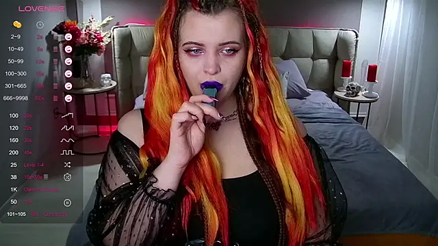 Miss Maya Mils online show from February 3, 2025, 1:09 am