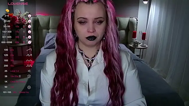 Miss Maya Mils online show from February 9, 2025, 1:00 am