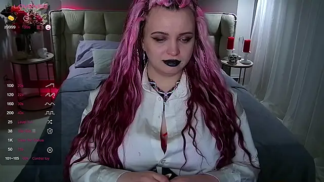 Miss Maya Mils online show from February 9, 2025, 7:05 am