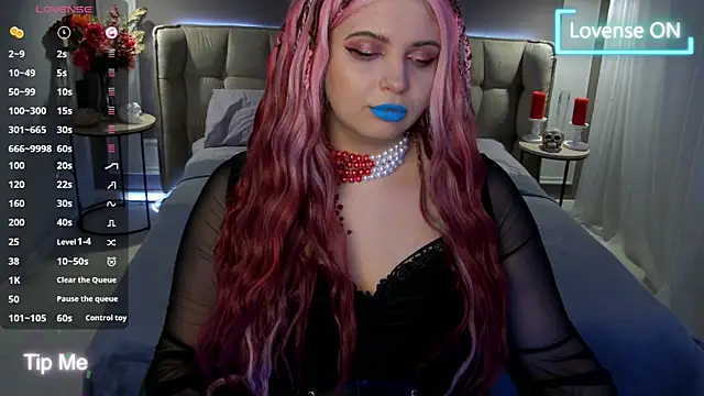 Miss Maya Mils online show from March 4, 2025, 1:12 am