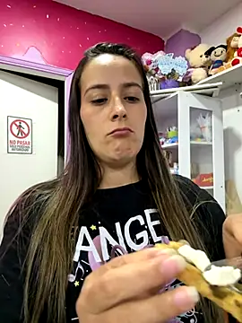 Rousse92 online show from October 22, 2025, 11:26 pm