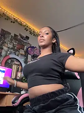 Your Paris online show from February 11, 2025, 11:44 pm