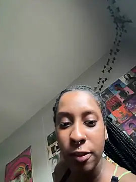 Your Paris online show from March 3, 2025, 12:15 am