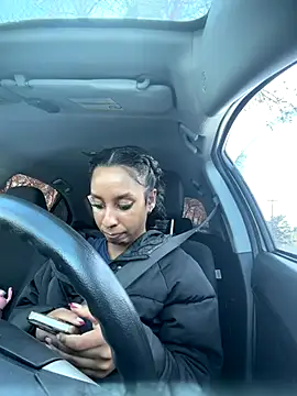 Your Paris online show from January 6, 2026, 6:00 pm