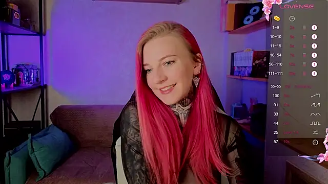 Roxy      online show from October 4, 2025, 8:40 pm