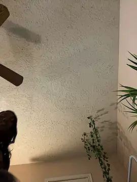 Snapshot of magicalc00ch chatting on January 3, 2025, 4:33 am magicalc00ch online show from January 3, 2025, 4:33 am