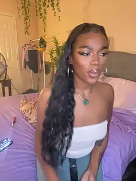 Snapshot of magicalc00ch chatting on January 19, 2025, 11:43 pm magicalc00ch online show from January 19, 2025, 11:43 pm