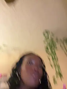 Snapshot of magicalc00ch chatting on March 20, 2025, 3:23 am magicalc00ch online show from March 20, 2025, 3:23 am