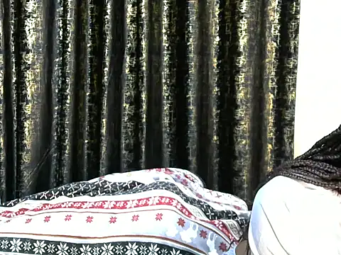 Snapshot of Kababy_love chatting on December 31, 2024, 5:40 pm Kababy love online show from December 31, 2024, 5:40 pm