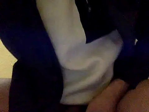 Snapshot of yadavindra85 chatting on November 15, 2025, 2:42 am yadavindra85 online show from November 15, 2025, 2:42 am