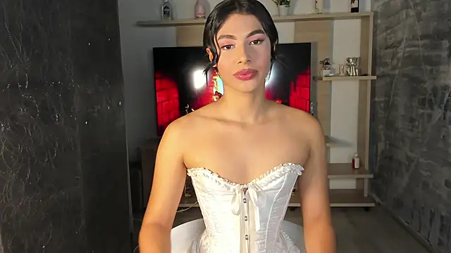 IsabelleFoxx  online show from February 14, 2025, 3:47 pm