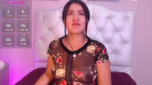 scarlet fostt  online show from January 21, 2025, 2:59 pm