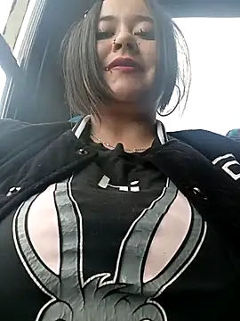 Cristal  04 online show from February 28, 2025, 3:26 pm