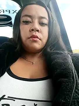 Cristal  04 online show from November 1, 2025, 6:43 pm