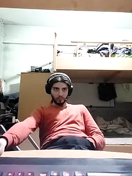 Snapshot of kleineid77 chatting on January 5, 2026, 5:27 pm kleineid77 online show from January 5, 2026, 5:27 pm