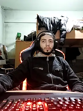 Snapshot of kleineid77 chatting on February 9, 2026, 4:44 pm kleineid77 online show from February 9, 2026, 4:44 pm