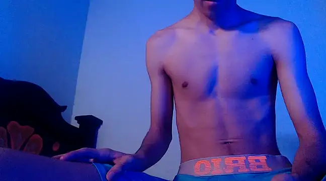 isaaclatino online show from February 25, 2025, 2:36 am