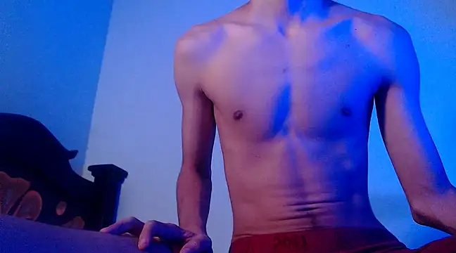 isaaclatino online show from February 27, 2025, 2:32 am