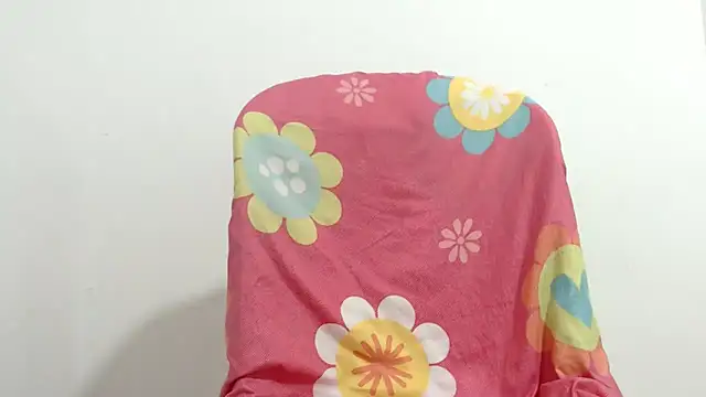 isaaclatino online show from December 3, 2025, 8:00 am