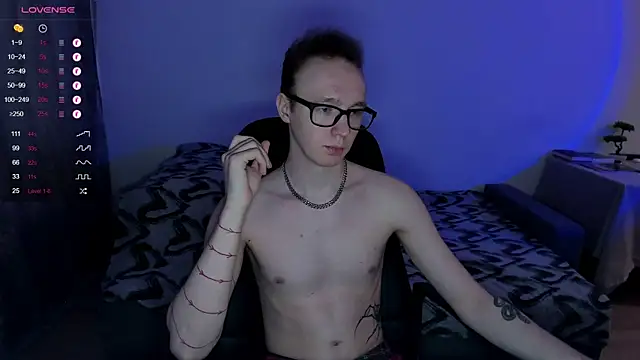 Alex silents online show from December 15, 2024, 11:01 am