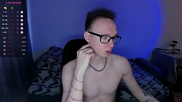 Alex silents online show from January 14, 2025, 10:48 am