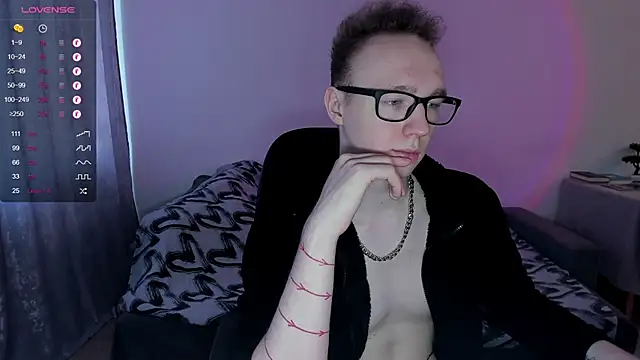 Alex silents online show from January 25, 2025, 10:40 am