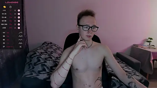 Alex silents online show from January 29, 2025, 1:49 pm