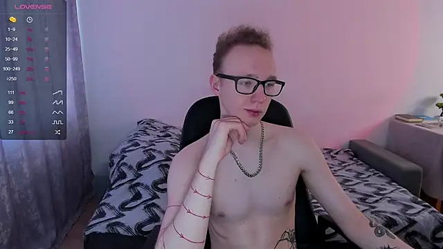 Alex silents online show from February 8, 2025, 10:50 am