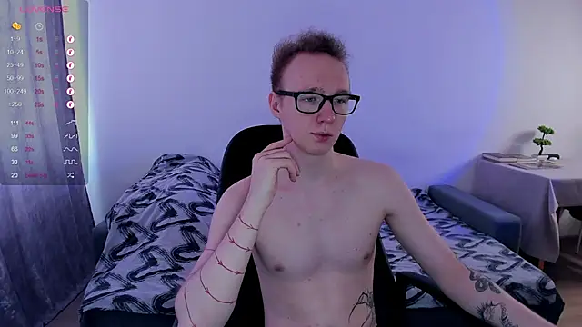 Alex silents online show from February 25, 2025, 10:04 am