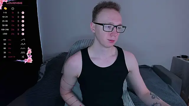 Snapshot of Alex_silents chatting on January 6, 2026, 6:28 am Alex silents online show from January 6, 2026, 6:28 am