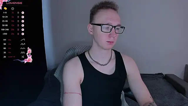 Snapshot of Alex_silents chatting on January 8, 2026, 5:54 am Alex silents online show from January 8, 2026, 5:54 am