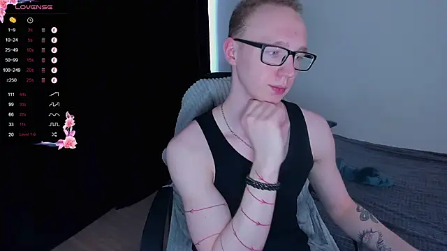 Snapshot of Alex_silents chatting on March 2, 2026, 7:26 am Alex silents online show from March 2, 2026, 7:26 am