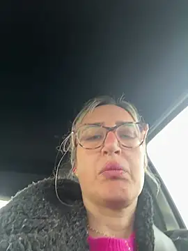 casalinga88 online show from March 15, 2025, 2:23 pm