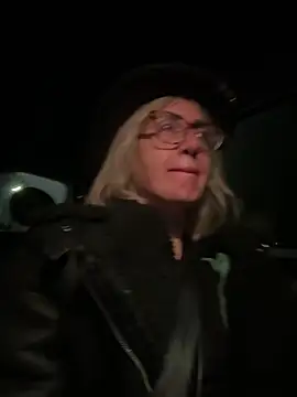 casalinga88 online show from March 21, 2025, 11:23 pm