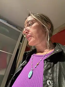 casalinga88 online show from April 20, 2026, 7:48 pm