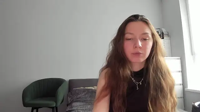 Adela Vetta online show from April 23, 2026, 1:57 pm