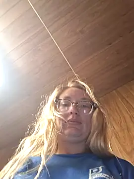 xWhoreAbleX Pika online show from June 18, 2026, 6:56 pm