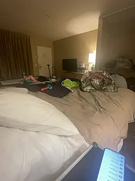 Snapshot of tatted-bitty chatting on February 22, 2025, 3:01 am tatted-bitty online show from February 22, 2025, 3:01 am