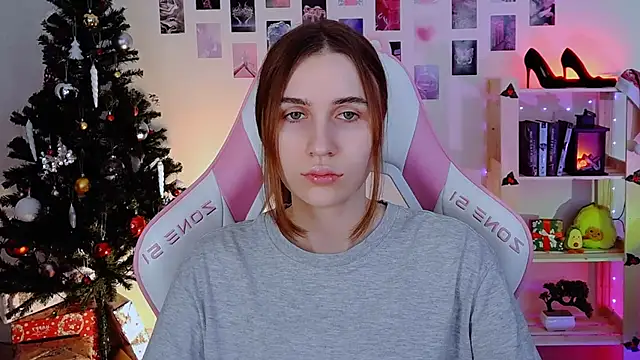 AliceCharmy online show from December 23, 2024, 11:57 am