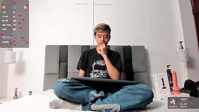 bunny maxi online show from February 19, 2025, 12:44 pm