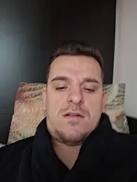 Huge cock22cm online show from February 19, 2026, 8:10 am