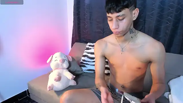 Josep Davies online show from January 8, 2025, 11:19 pm