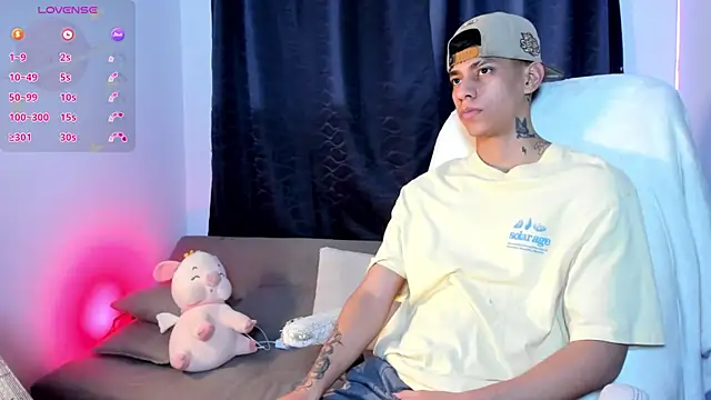 Josep Davies online show from January 10, 2025, 11:39 pm