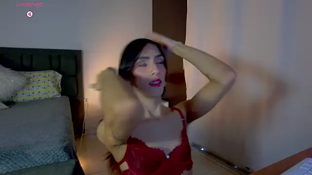 Snapshot of AlanaSofiia chatting on June 2, 2026, 3:36 pm AlanaSofiia online show from June 2, 2026, 3:36 pm