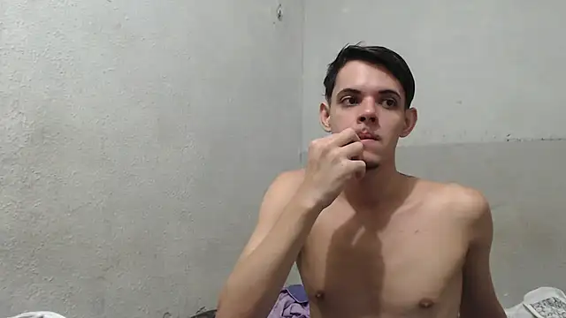 Snapshot of MicaelRian69 chatting on June 15, 2026, 9:50 pm MicaelRian69 online show from June 15, 2026, 9:50 pm