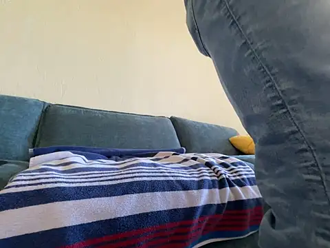 mouser21212 online show from April 5, 2026, 5:43 pm